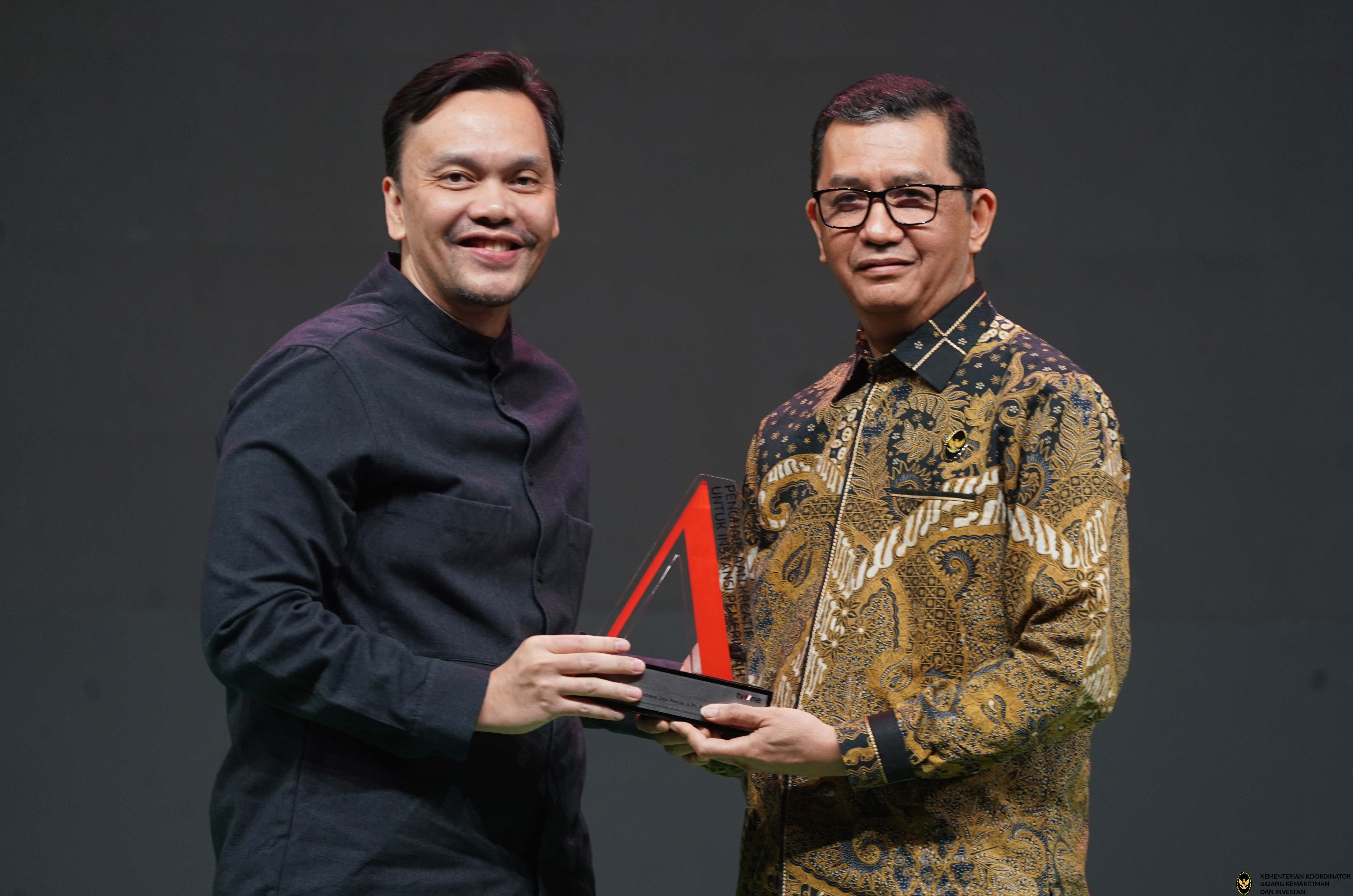 Berinovasi dalam Pelayanan Publik, Kemenko Marves Raih Penghargaan di Ajang IDeaward 2024