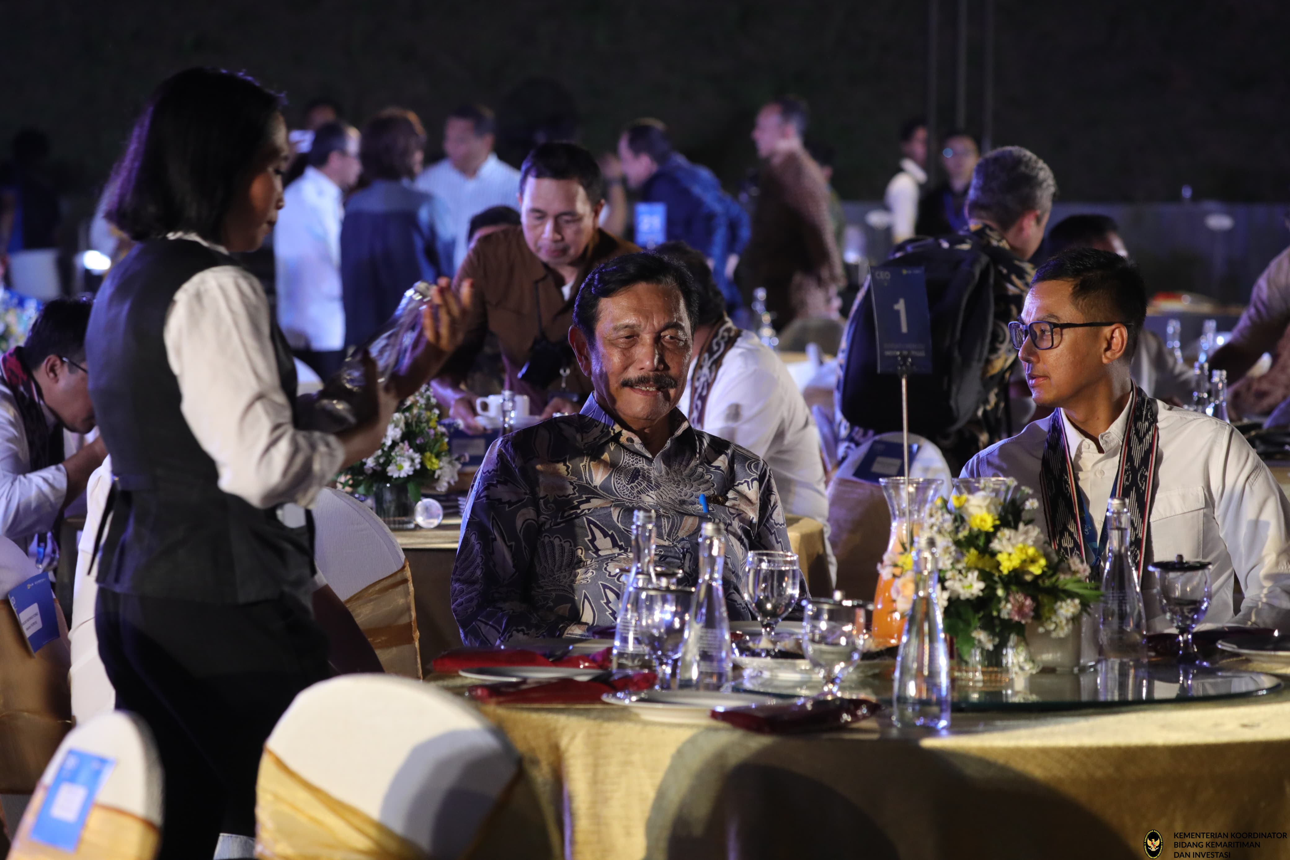 Menko Luhut Dinner di Taman Kusuma Bangsa, IKN, Kaltim