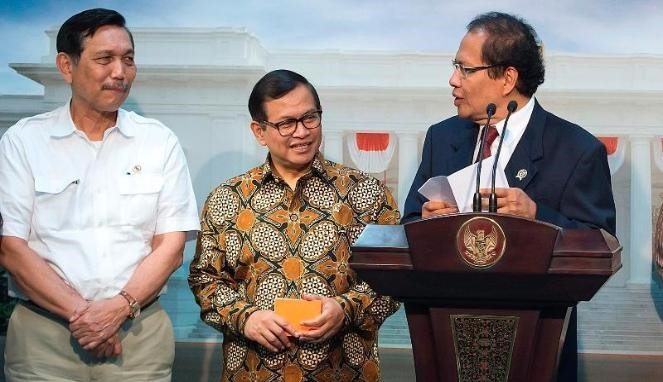 Rizal Ramli Ungkap Alasan Paket Ekonomi Keluar Bertahap Rizal Ramli Ungkap Alasan Paket Ekonomi Keluar Bertahap