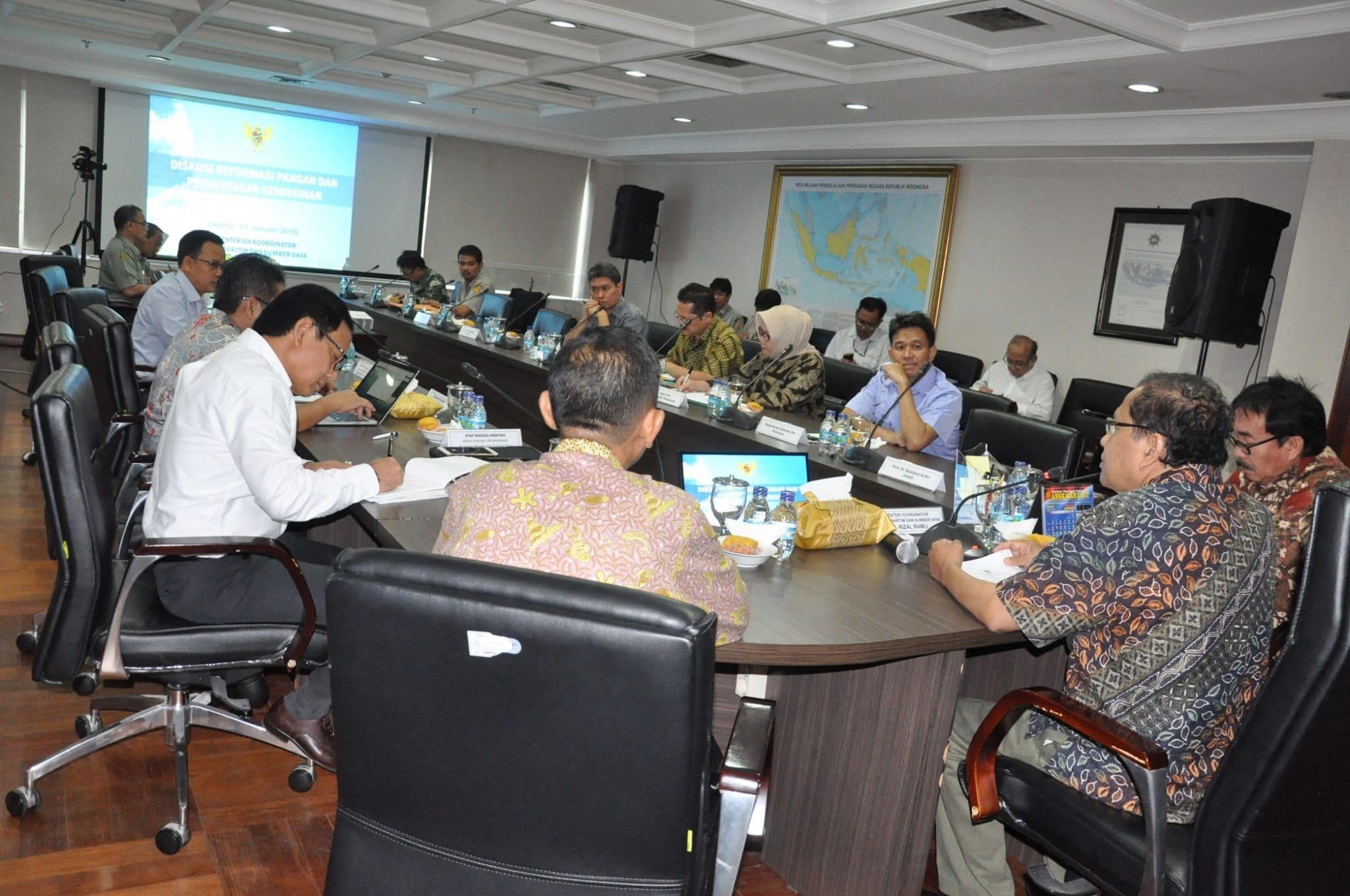 Pembenahan Pengaturan Impor Pangan Pembenahan Pengaturan Impor Pangan