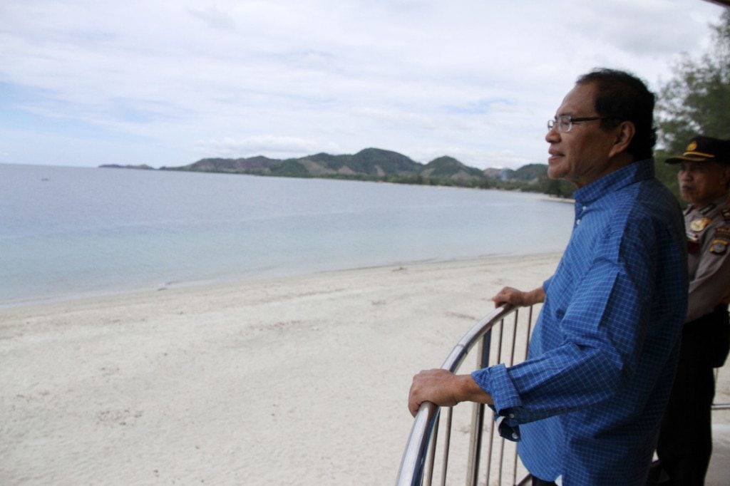 Kunjungan Menko Rizal ke Pulau Cinta