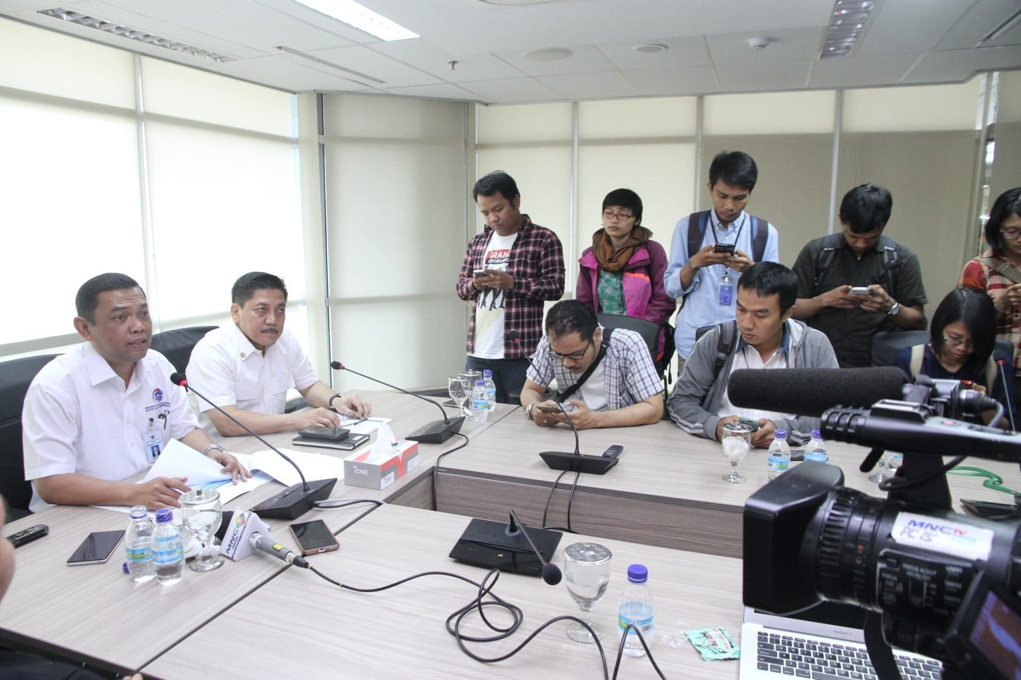 Sudah Capai Target, Kemenko Maritim SD Ingin Lebih Persingkat Waktu 'Dwelling Time' Sudah Capai Target, Kemenko Maritim SD Ingin Lebih Persingkat Waktu 'Dwelling Time'