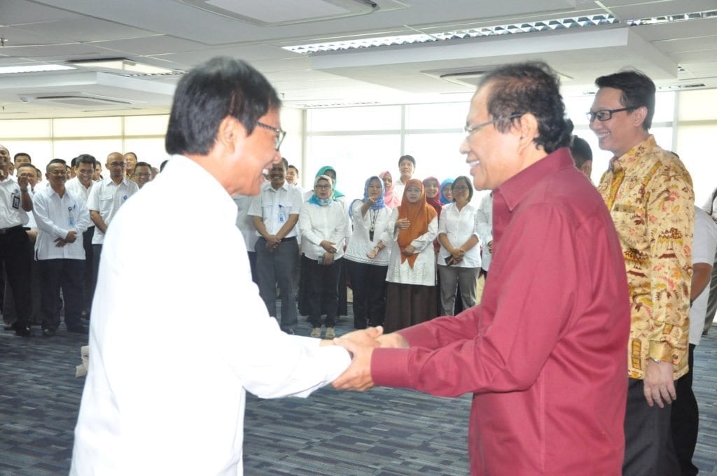 3. Menko terima ucapan selamat Idul Fitri dari Ses menko Asep D Muhammad