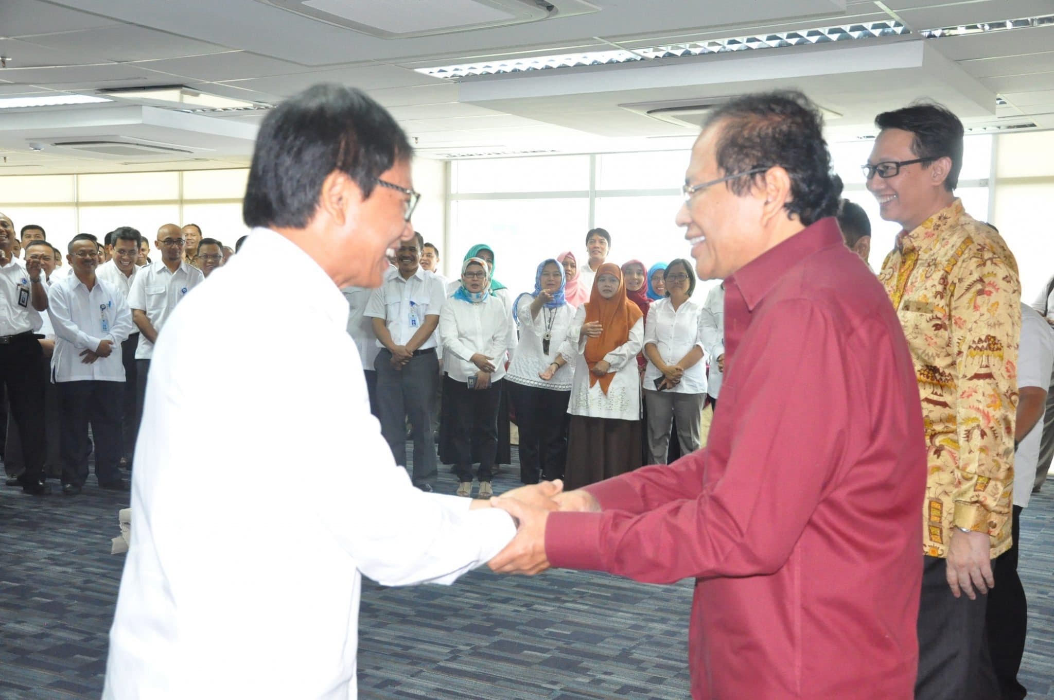 3. Menko terima ucapan selamat Idul Fitri dari Ses menko Asep D Muhammad