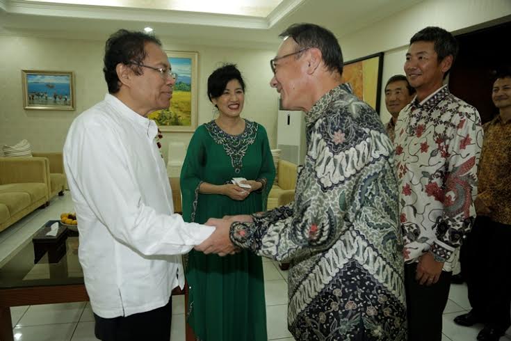Menko Rizal Gelar 'Open House' Menko Rizal Gelar 'Open House'