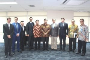 Menteri Koordinator Bidang Kemaritiman Luhut B. Pandjaitan menerima kunjungan Airbush Goup Indonesia di Jakarta 4 Agustus 2016