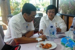 Menteri Koordinator Bidang Kemaritiman Luhut B Pandjaitan Pimpin Rapat Koordinasi  dengan Kementerian Lingkungan Hidup yg di hadiri langsung oleh Menteri LHK Siti Nurbaya, Tobasa 20 Agustus 2016