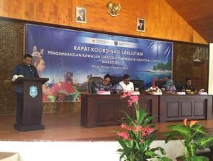 Deputi II Bidang Sumber Daya Alam dan Jasa Kementerian Koordinator Bidang Kemaritiman Agung Kuswandono memberikan Keynote Speech dalam agenda rapat koordinasi lanjutan pengembangan kawasan strategi pariwisata nasional (KSPN) yang berlangsung di Wakatobi 5 agustus 2016