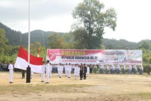 Kementerian Koordinator Bidang Kemaritiman yg di pimpin langsung oleh deputi IV Safri Burhanuddin menyelenggarakan Upacara peringatan Hut RI ke 71 yang di selenggarakan di Pulau Karimata, 17 Agustus 2016