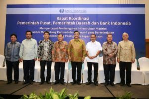 Menteri Koordinator Bidang Kemaritiman Luhut B. Pandjaitan Memimpin Rapat Koordinasi Pemerintah Pusat, Pemerintah Daerah dan Bank Indonesia dalam membangun infrastruktur maritim untuk mendukung pertumbuhan ekonomi yg berkelanjutan di Batam 12 Agustus 2016