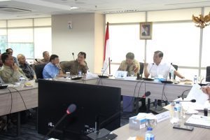 Menko Luhut B Pandjaitan Pimpin Rapat dengan para pelaku usaha perikanan, di Kantor Kemenko Bidang Kemaritiman 19 September 2016