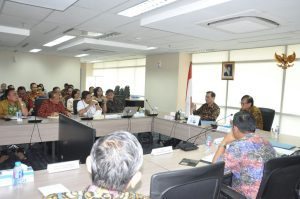 Menteri Koordinator Bidang Kemaritiman Maritim Luhut B Pandjaitan hari Jumat (9/9) berikan pengarahaan kepada pejabat eselon 1.2 dan 3 lingkup Kemenko Kemaritiman di kantor Menko, 9 September 2016