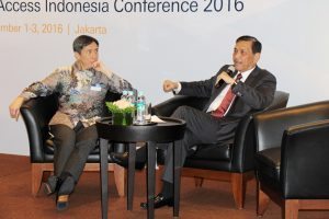 Menteri Koordinator Bidang Kemaritiman Luhut B Pandjaitan menjadi pembicara di 9th Annual dbAccess Indonesia Conference 2016 di Grand Hyaat (2/11) Jakarta