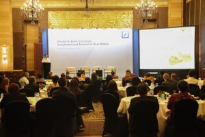 Menko Luhut saat menjadi Pembicara Utama pada Invesment and Economic Roundtable 2016 (dari Deutsche Bank). Di Grandballroom C , Hotel Indonesia Kempinski, Jakarta (3/11)