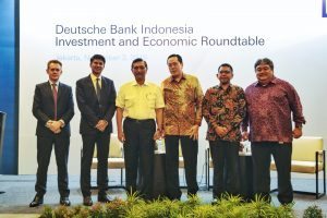 Menko Luhut saat menjadi Pembicara Utama pada Invesment and Economic Roundtable 2016 (dari Deutsche Bank). Di Grandballroom C , Hotel Indonesia Kempinski, Jakarta (3/11)