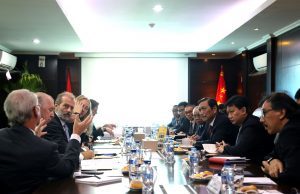 Meeting Menko Luhut Bersama dengan Menteri Infrastruktur Belanda, Mrs. Melanie Schultz Van Haegan,di Kantor Maritim Jakarta. Dengan agenda Pengembangan Pelabuhan, Persediaan Air dan Santiasi, dan Pencegahan Banjir di Teluk Jakarta (21/11)