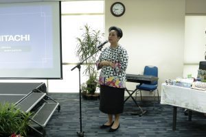 Penasehat DWP Kemenko Maritim, Ibu Devi Pandjaitan memberikan sambutan pada acara Workshop Pengolahan Sampah  Rumah Tangga, di Kantor Kemenko Maritim, Jakarta (01/12).