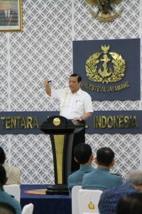 Menko Luhut Silaturahmi dengan perwira dan purnawirawan TNI AL di Wisma Elang Menteng, Jakarta Pusat (9/12)