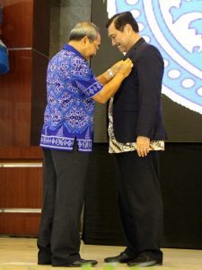 Menteri Koordinator Bidang Kemaritiman Luhut B Panjaitan berkunjung dan memberikan Kuliah Umum di Universitas Udayana di Bali (30/12)