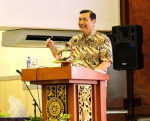 Menteri Koordinator Bidang Kemaritiman Luhut B Panjaitan berkunjung dan memberikan Kuliah Umum di Universitas Udayana di Bali (30/12)