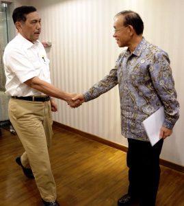 Menteri Koordinator Bidang Kemaritiman Terima Mr. Tanizaki Yasuaki (Dubes Jepang) membahas mengenai Follow up Proyek Kereta Api Ekspres Jakarta-Surabaya dan Pelabuhan Patimban di Kantor Maritim (7/2)