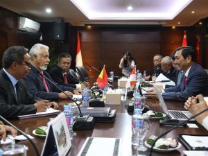 Menteri Koordinator Bidang Kemaritiman Luhut B Pandjaitan Terima H.E. Mr. Kay Rala Xanana Gusmao (Minister of Planning, Strategic Investment and Chief Negotiator of Maritime Boundaries of the Democratic Rep. of Timor-Leste) di Lt.3 Kantor Maritim (14/2)