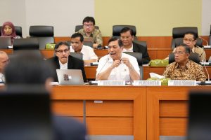 Menko Kemaritiman Luhut B. Pandjaitan Rapat Kerja bersama Banggar DPR RI di Ruang Rapat Badan Anggaran DPR RI Gedung Nusantara II