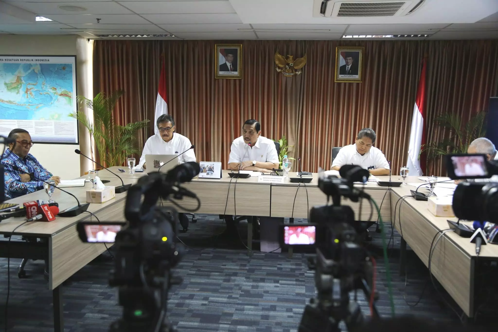 Menko Maritim Tidak Pernah Menyatakan ITB Mendukung Pencabutan Moratorium Menko Maritim Tidak Pernah Menyatakan ITB Mendukung Pencabutan Moratorium