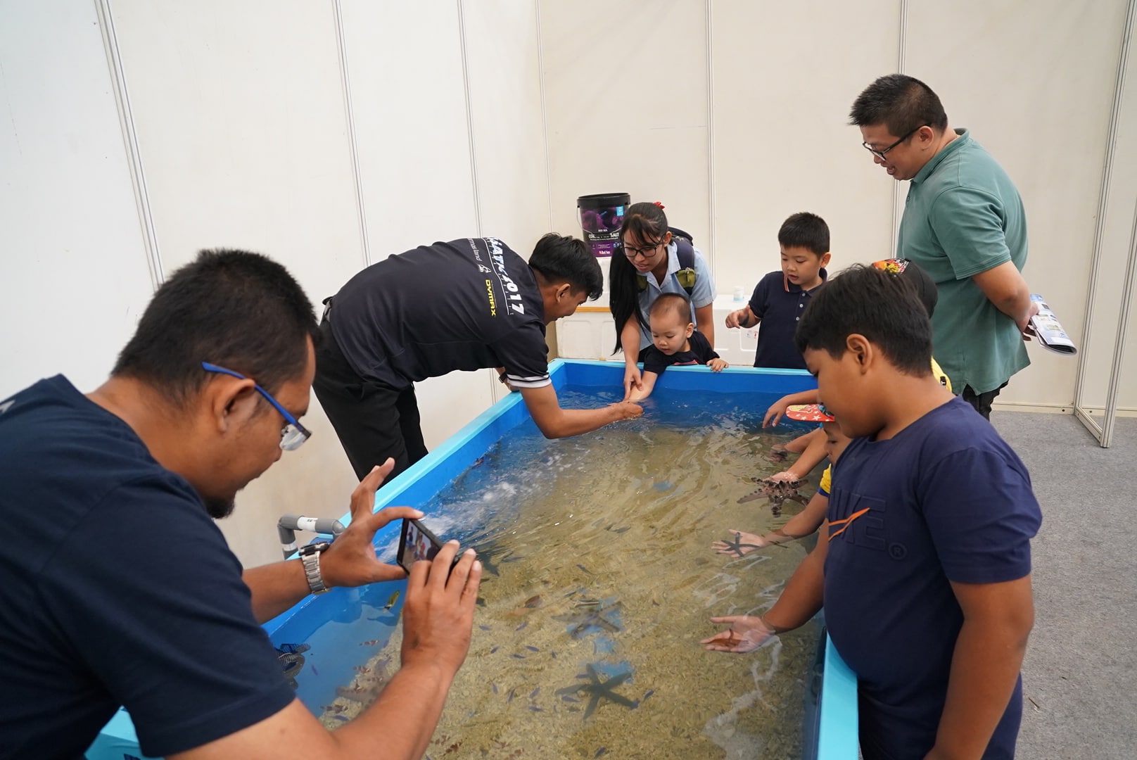 Deputi Agung Kunjungi Pameran Nusatic 2017