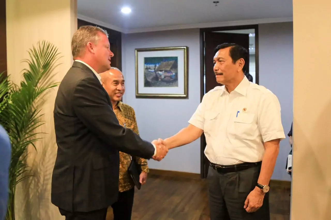Menko Luhut Rapat dengan Vice President Sustainability, ExxonMobil Chemical Company Menko Luhut Rapat dengan Vice President Sustainability, ExxonMobil Chemical Company