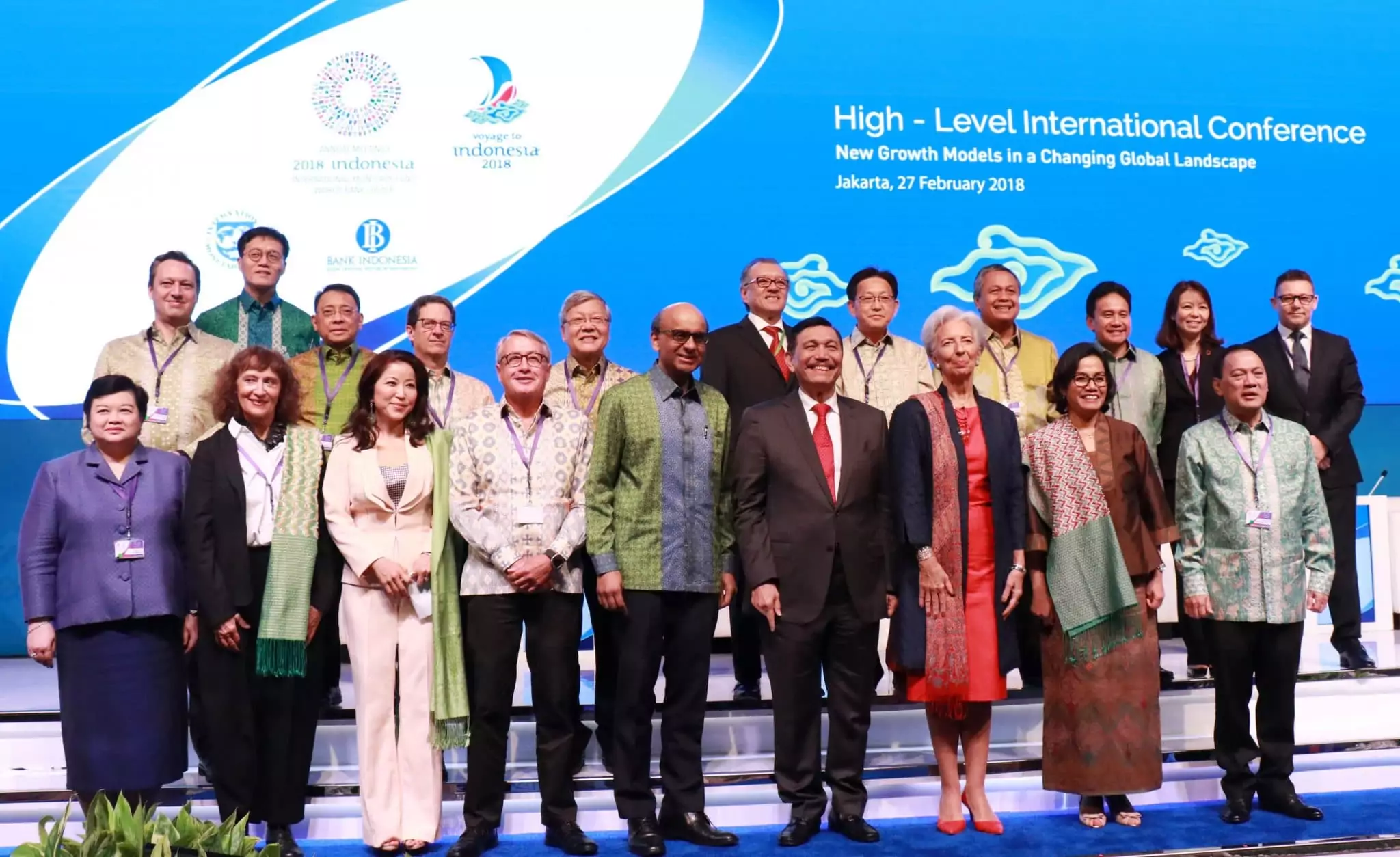 Menko Luhut hadiri Undangan IMF BI High Level Conference Menko Luhut hadiri Undangan IMF BI High Level Conference