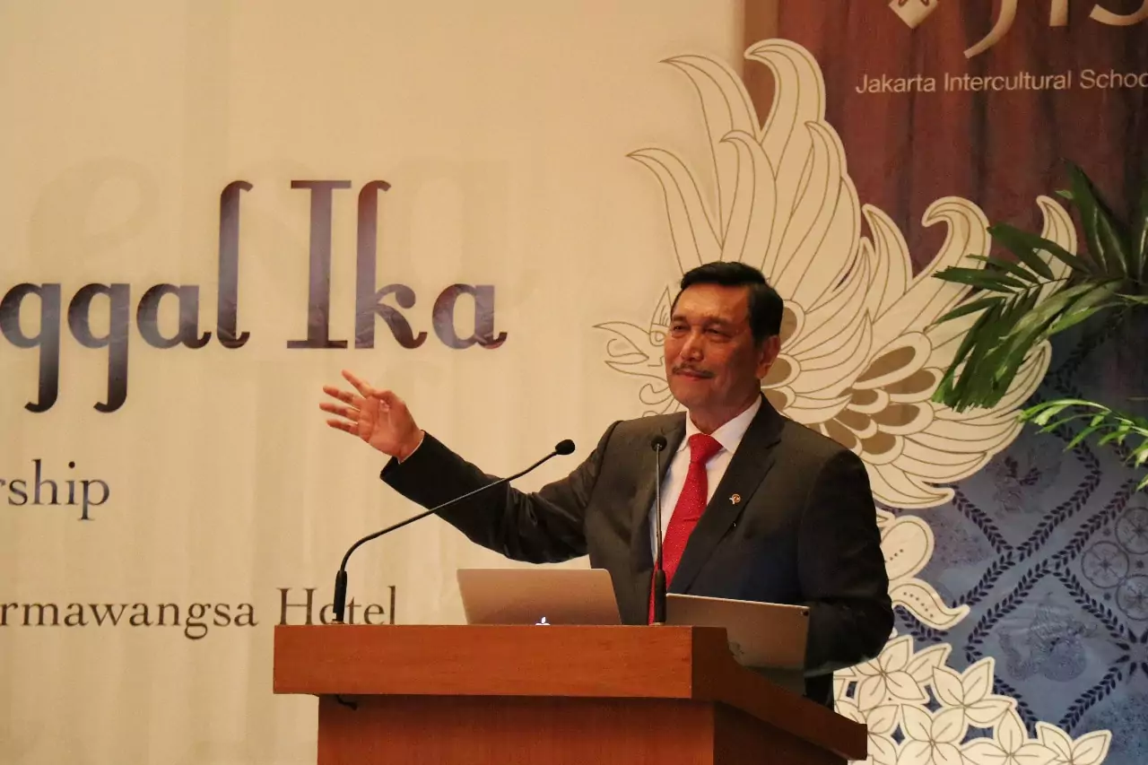 Menko Luhut Jadi Pembicara Acara Program Beasiswa Bhinneka Tunggal Ika Di Jakarta Intercurtural School (JIS) Menko Luhut Jadi Pembicara Acara Program Beasiswa Bhinneka Tunggal Ika Di Jakarta Intercurtural School (JIS)