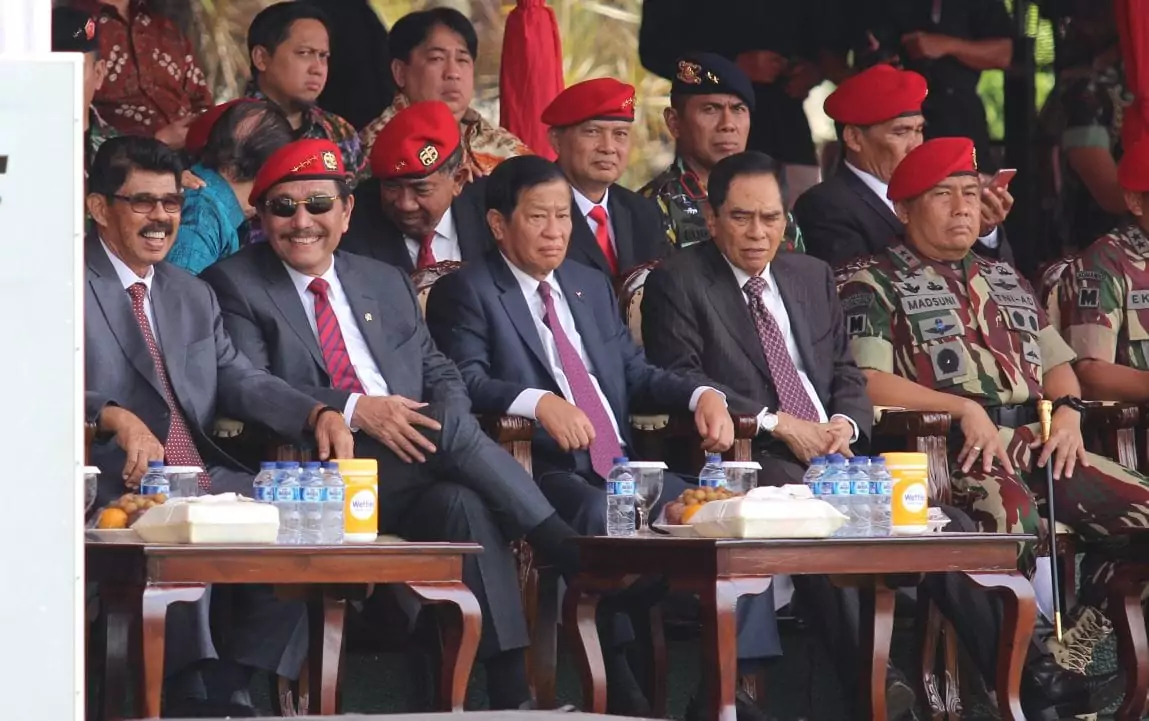 Menko Luhut Menghadiri Upacara Penyerahan Satuan Kopassus di Cijantung Menko Luhut Menghadiri Upacara Penyerahan Satuan Kopassus di Cijantung
