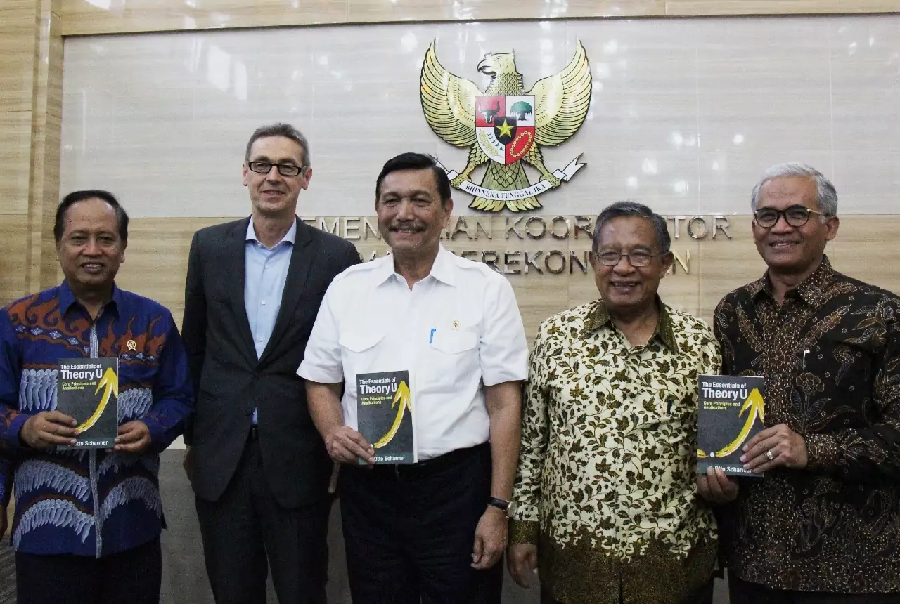 Menko Maritim : Kita Sambut Revolusi Industri 4.0 Dengan Mempersiapkan Diri Menko Maritim : Kita Sambut Revolusi Industri 4.0 Dengan Mempersiapkan Diri