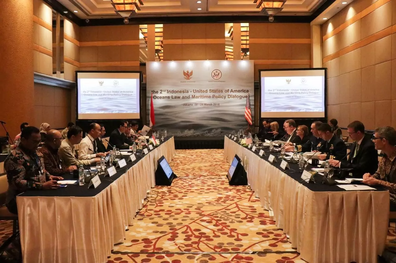 Indonesia dan Amerika Serikat Pererat Kerja Sama di Bidang Kelautan dan Hukum Laut Indonesia dan Amerika Serikat Pererat Kerja Sama di Bidang Kelautan dan Hukum Laut