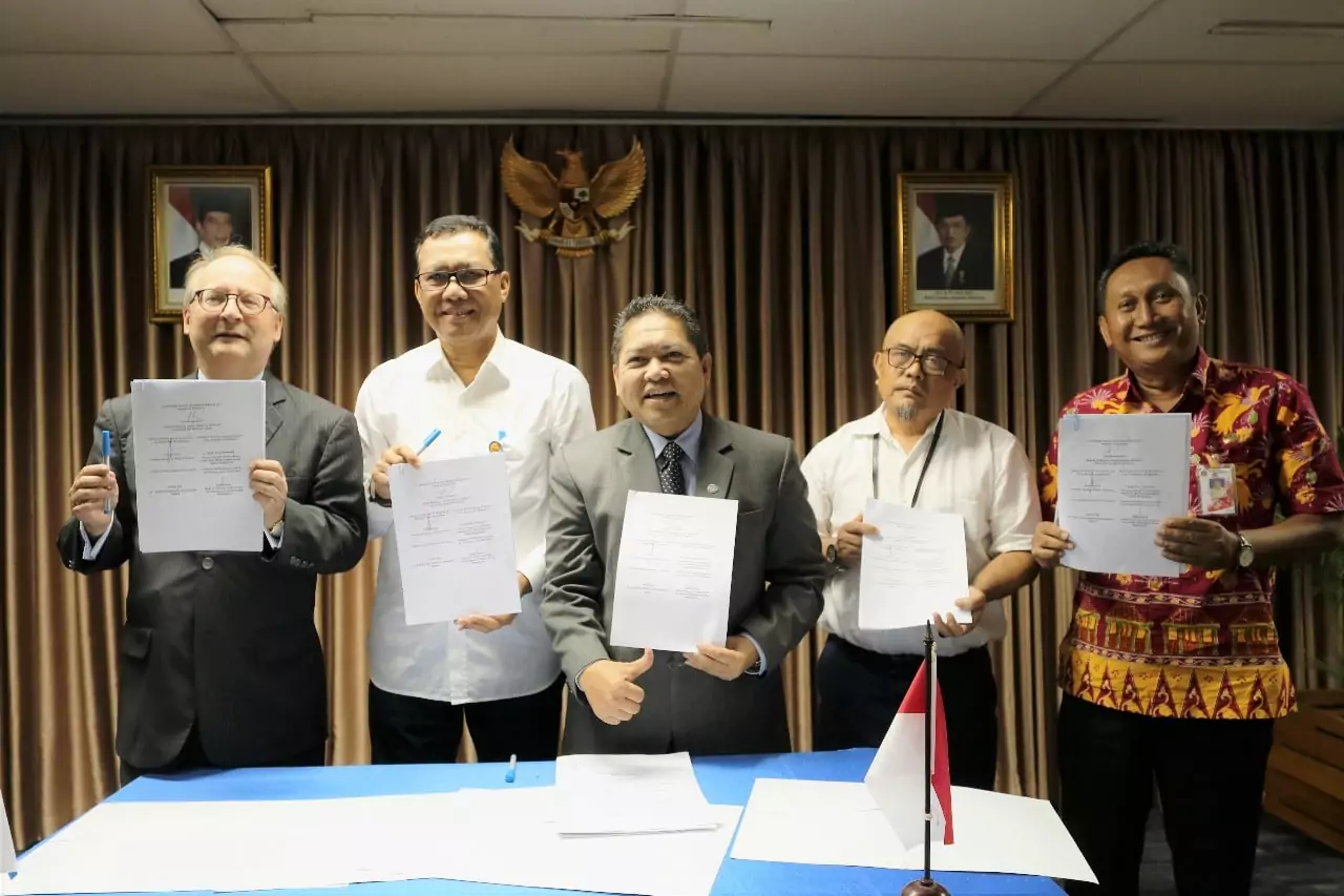 Sah! Perjanjian Kerja Sama Riset Implementasi River Clean Up Indonesia-Belanda ditandatangani Sah! Perjanjian Kerja Sama Riset Implementasi River Clean Up Indonesia-Belanda ditandatangani