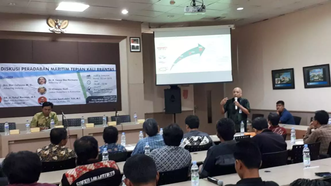 Hidupkan Budaya Maritim Nusantara Diskusi Peradaban Maritim Tepian Kali Brantas Hidupkan Budaya Maritim Nusantara Diskusi Peradaban Maritim Tepian Kali Brantas