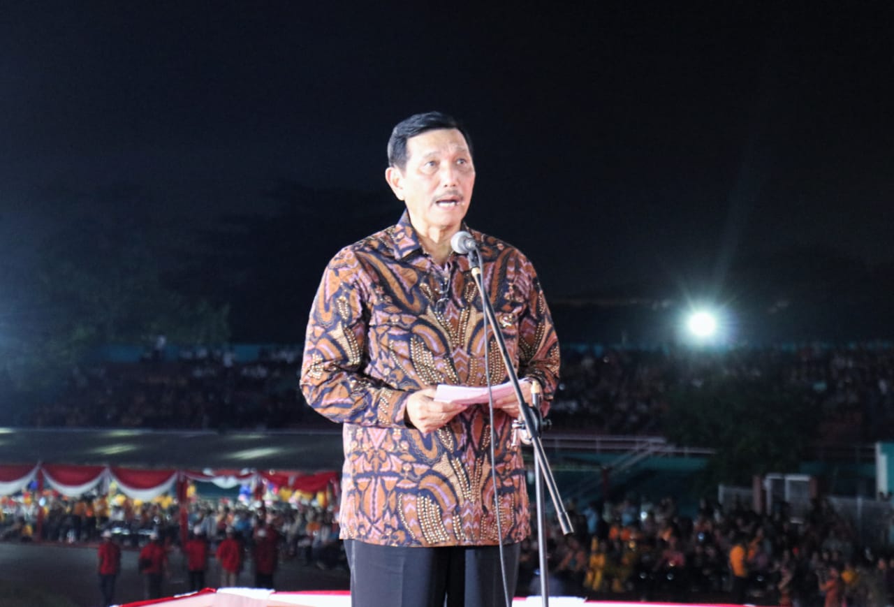 Membuka Pesparawi, Menko Luhut: Berbeda itu Indah Membuka Pesparawi, Menko Luhut: Berbeda itu Indah