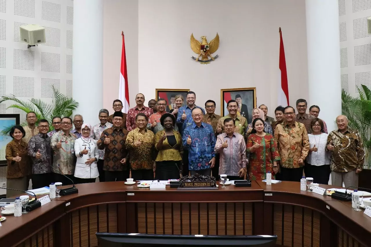 Menko Luhut: Kunjungan Presiden Bank Dunia memperkuat komitmen Indonesia memerangi sampah plastik Menko Luhut: Kunjungan Presiden Bank Dunia memperkuat komitmen Indonesia memerangi sampah plastik