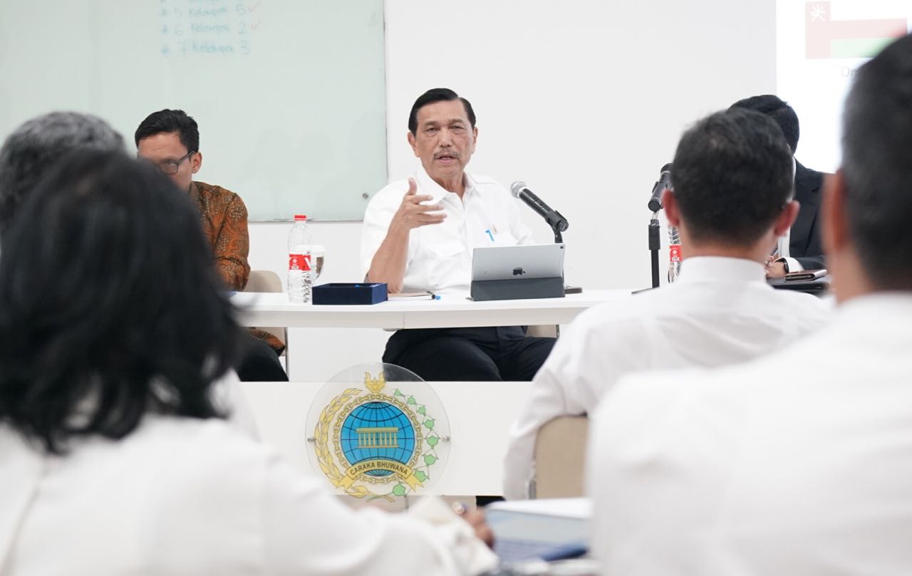 Menko Luhut “Diplomat Harus Percaya Diri Untuk Mewakili Indonesia Di Dunia Internasional”