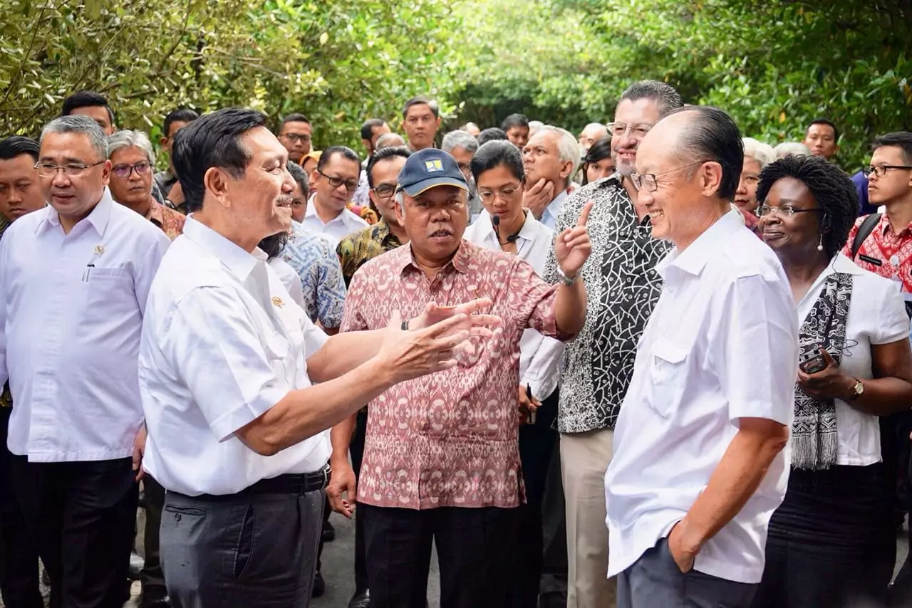 Menko Luhut : Manajemen Sampah yang Baik Berkaitan dengan Kualitas SDM Menko Luhut : Manajemen Sampah yang Baik Berkaitan dengan Kualitas SDM