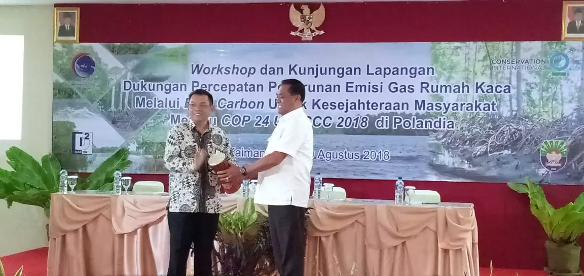 Kemenko Maritim adakan Kunjungan Lapangan Mendukung Percepatan Penurunan Emisi Gas Rumah Kaca Melalui Blue Carbon untuk Kesejahteraan Masyarakat Kemenko Maritim adakan Kunjungan Lapangan Mendukung Percepatan Penurunan Emisi Gas Rumah Kaca Melalui Blue Carbon untuk Kesejahteraan Masyarakat