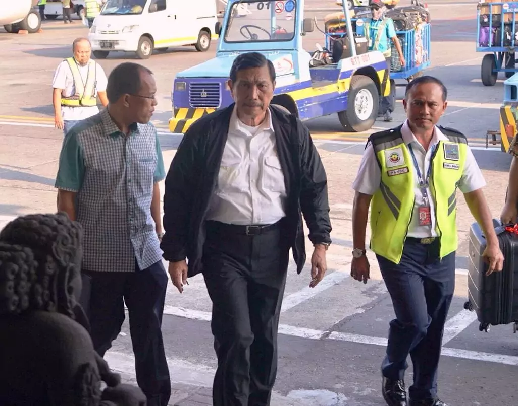 Menko Luhut Pimpin Koordinasi agar Bandara Baru Jogja Mulai Beroperasi 2019 Menko Luhut Pimpin Koordinasi agar Bandara Baru Jogja Mulai Beroperasi 2019