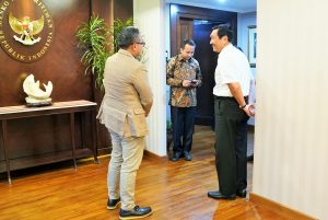 Menko Luhut meeting dengan Direktur Utama Bank Mandiri