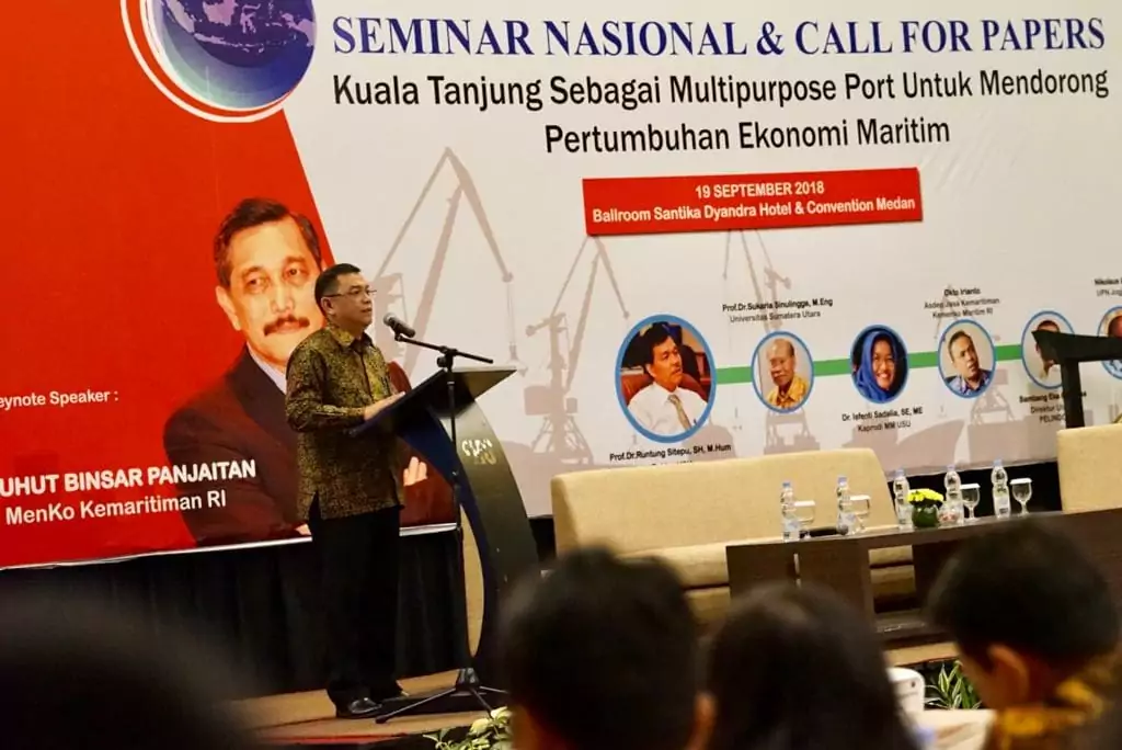 Seminar Nasional Kuala Tanjung Sebagai Multipurpose Port: Mendorong Pertumbuhan Ekonomi Maritim Seminar Nasional Kuala Tanjung Sebagai Multipurpose Port: Mendorong Pertumbuhan Ekonomi Maritim