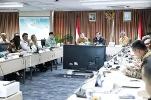 Menko Luhut Rakor Program dan Pendanaan Citarum IMG-20181102-WA0018