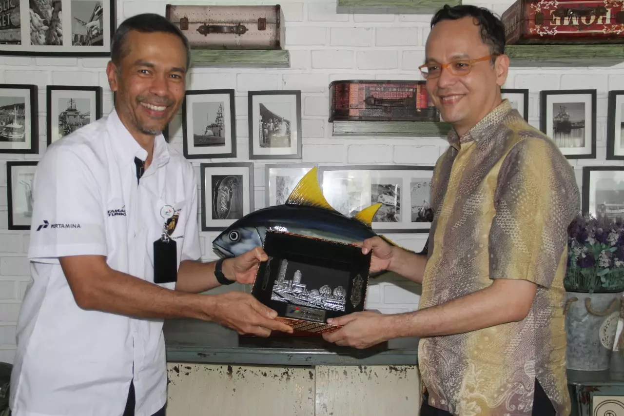 Kemenko Maritim Pantau Kondisi Terkini Wilayah Terdampak Tumpahan Minyak Balikpapan Kemenko Maritim Pantau Kondisi Terkini Wilayah Terdampak Tumpahan Minyak Balikpapan