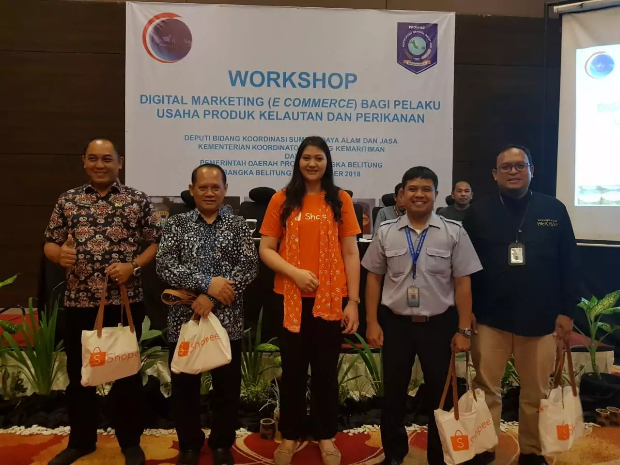 Workshop Digital Marketing (e commerce) bagi Pelaku Usaha Produk Kelautan dan Perikanan Workshop Digital Marketing (e commerce) bagi Pelaku Usaha Produk Kelautan dan Perikanan