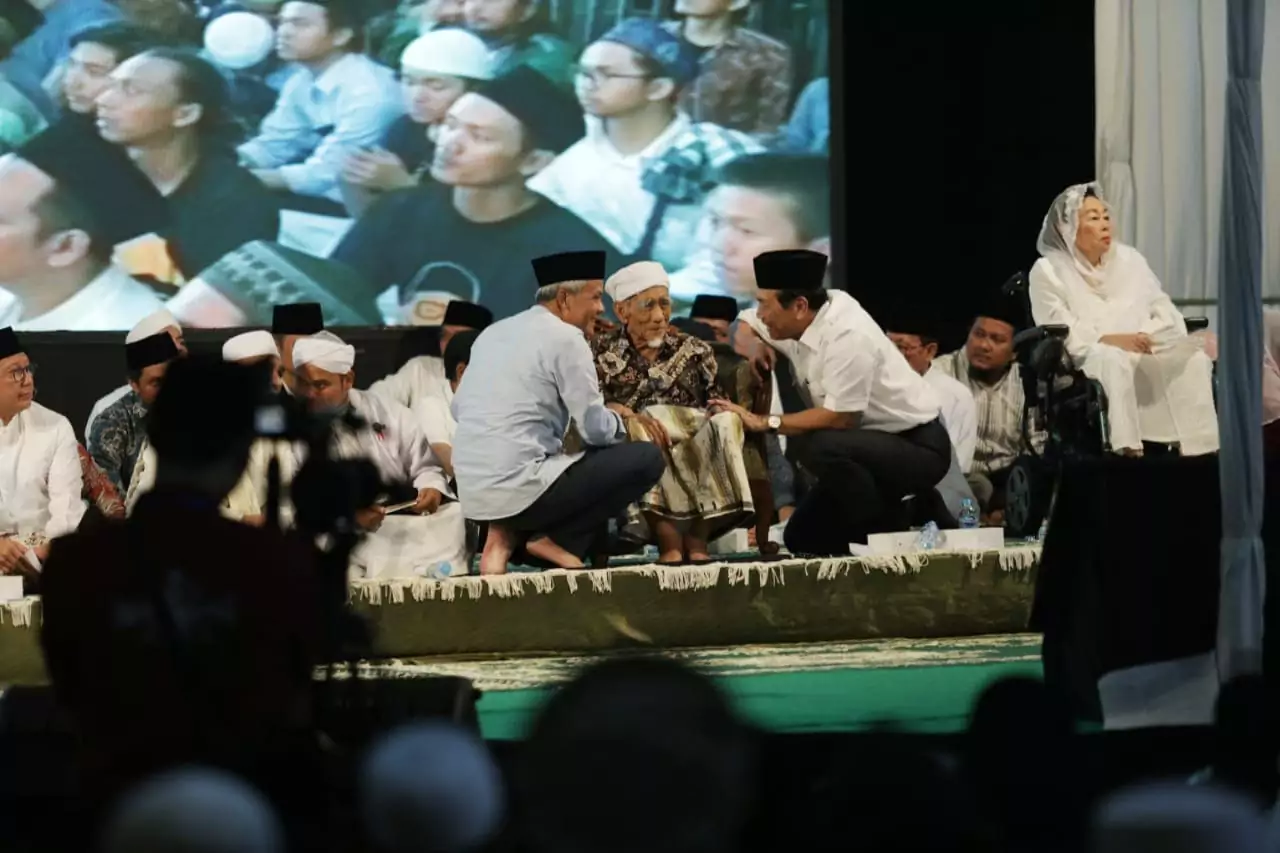 Menko Luhut Menghadiri Peringatan ke-9 Wafatnya KH Abdurrahman Wahid Menko Luhut Menghadiri Peringatan ke-9 Wafatnya KH Abdurrahman Wahid