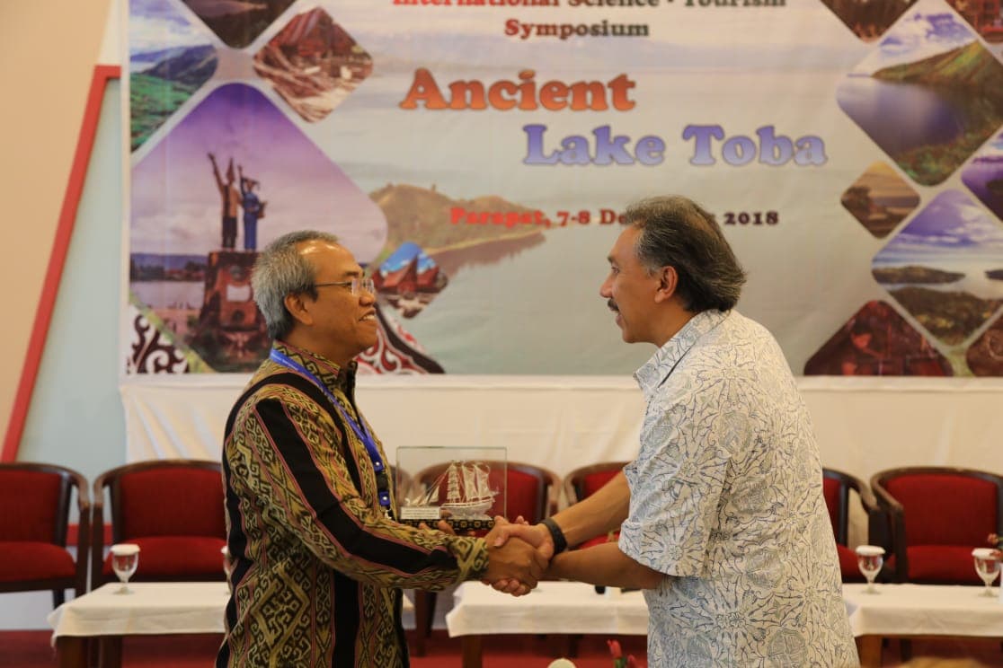Sinergikan Kajian Ilmiah, Kemenko Maritim Adakan Simposium: Ancient Lake Toba